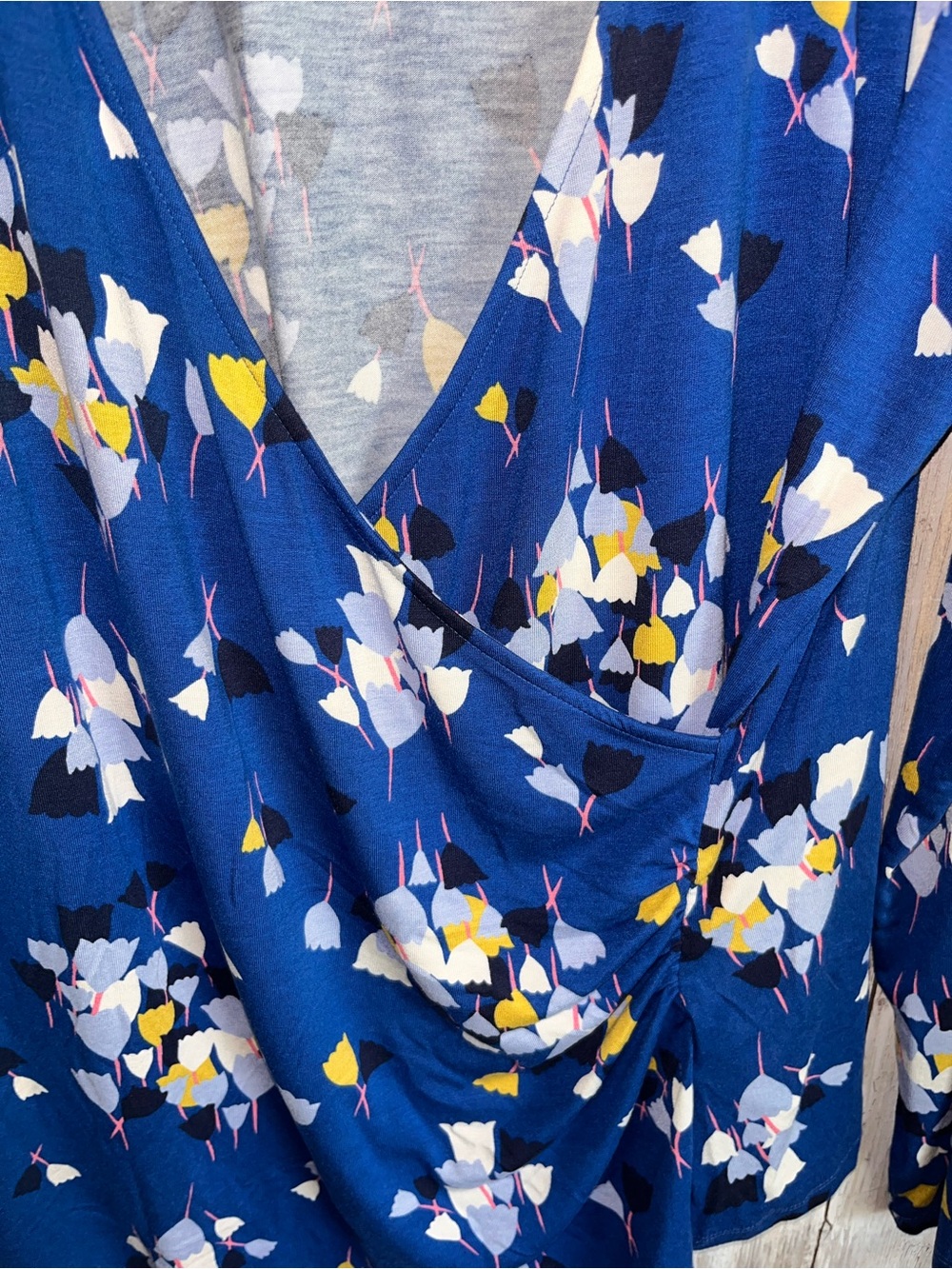 Boden Blue Floral Wrap Front Long Sleeve Top Blouse Size 16 - Picture 5 of 6